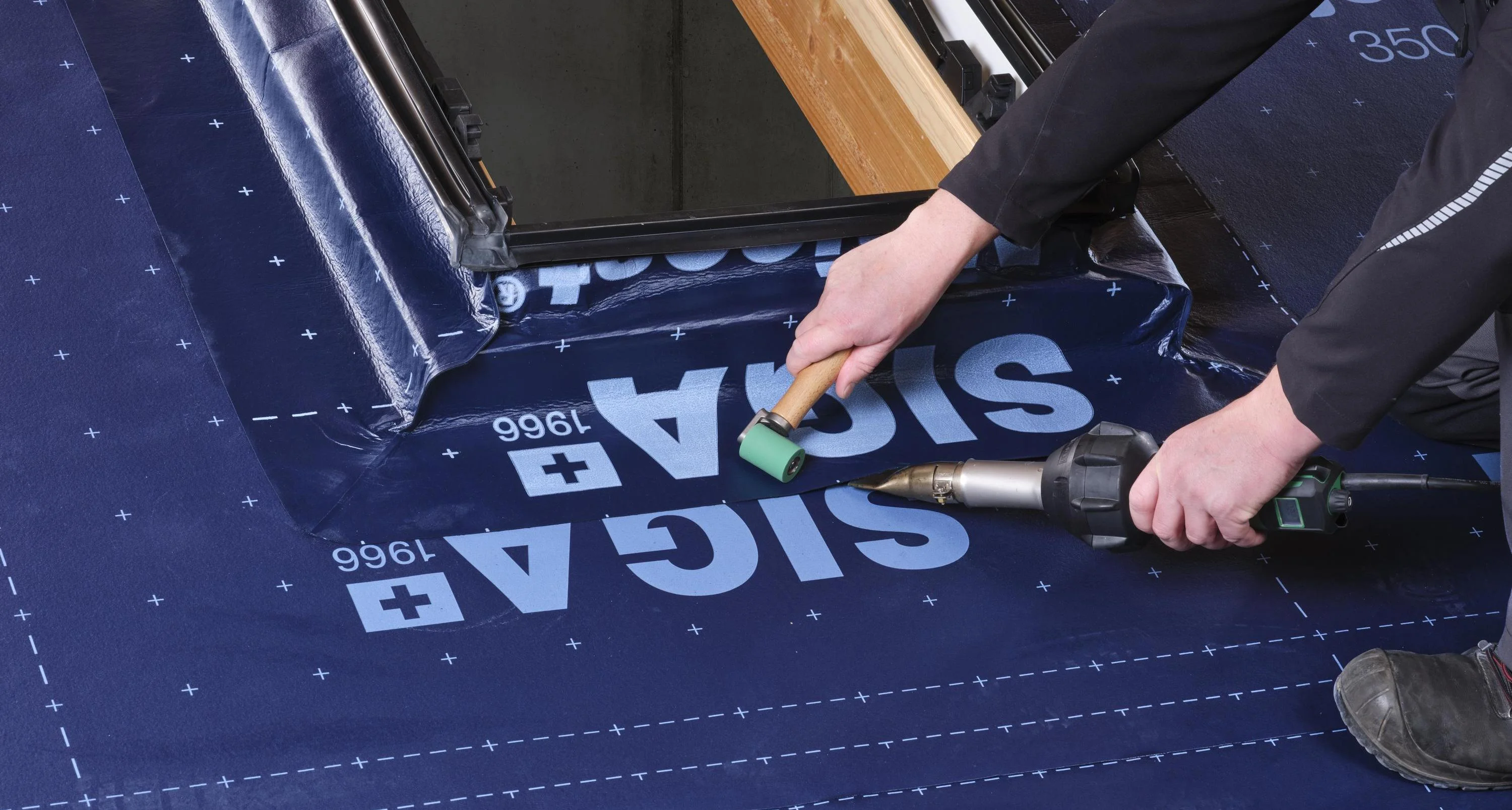 Покривно уплътнение за минути със SIGA Majcoat®